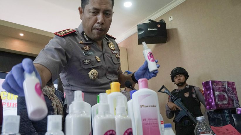 Polisi Bongkar Praktik Klinik Kecantikan Ilegal Jual Kosmetik Oplosan