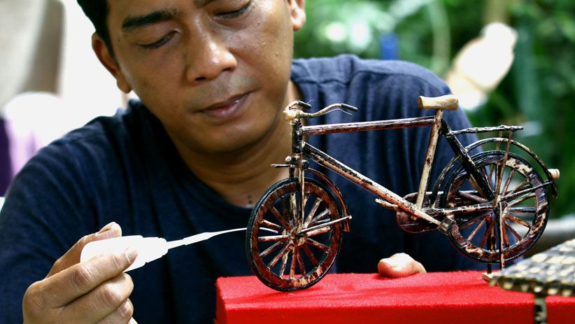 Perajin Ini Ekspor Kerajinan Tangan Berbahan Pelepah Pohon Pisang - Bagian 4