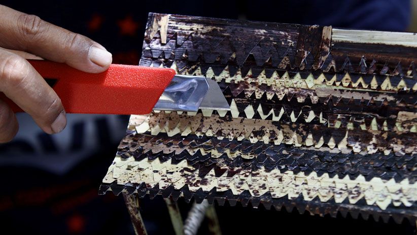 Perajin Ini Ekspor Kerajinan Tangan Berbahan Pelepah Pohon Pisang - Bagian 5