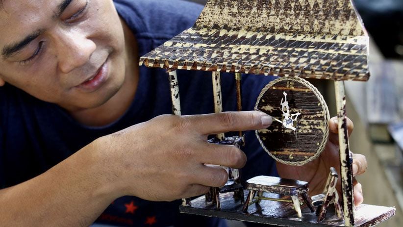 Perajin Ini Ekspor Kerajinan Tangan Berbahan Pelepah Pohon Pisang - Bagian 2