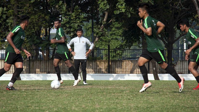 Latihan Perdana Timnas U-22 Indonesia Jelang Piala AFF - Bagian 1