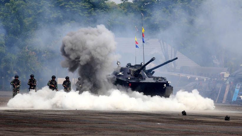 519 Taruna TNI Ikuti Kegiatan Bhinneka Eka Bhakti di Markas Marinir - Bagian 8