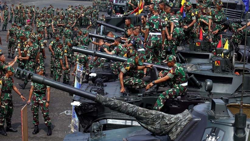 519 Taruna TNI Ikuti Kegiatan Bhinneka Eka Bhakti di Markas Marinir - Bagian 4