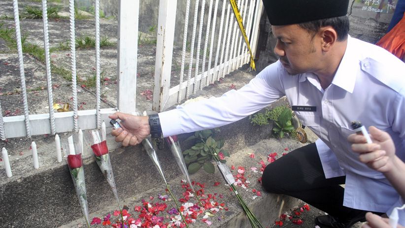 Bima Arya Ikut Tabur Bunga di Lokasi Penusukan Siswi SMK Baranangsiang