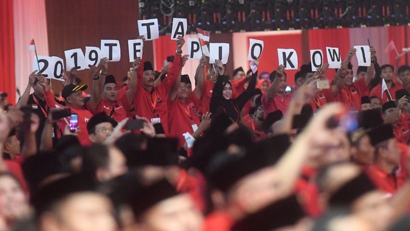 Pakai Kemeja Merah, Presiden Jokowi Hadiri HUT ke-46 PDIP - Bagian 5