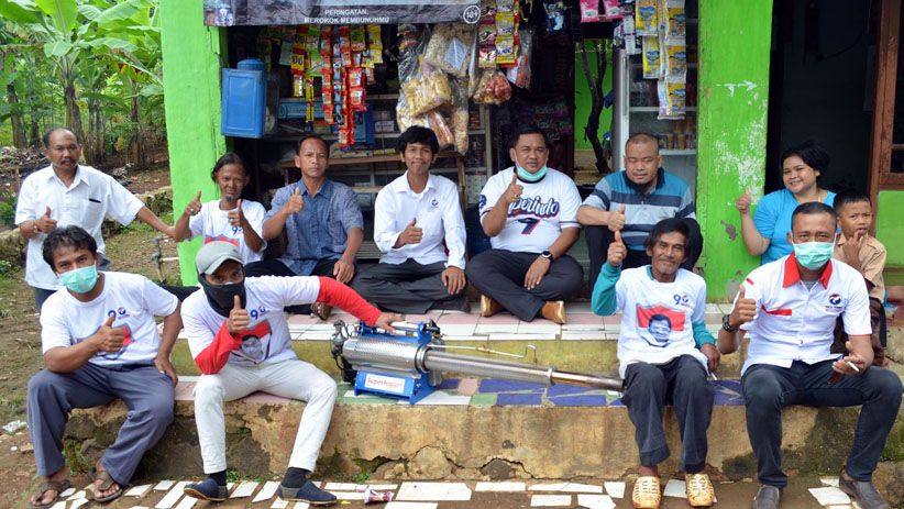 Cegah DBD, Caleg Partai Perindo Dapil Jabar V Fogging Desa Tajurhalang