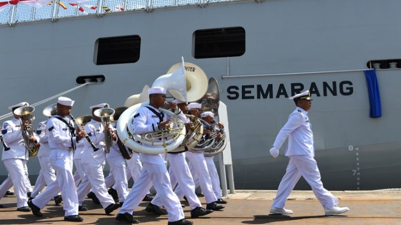 TNI AL Resmikan Kapal Rumah Sakit KRI Semarang 594 - Bagian 2