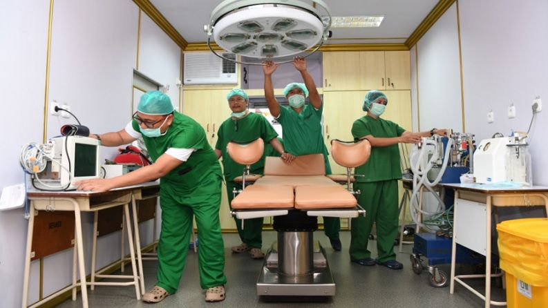 TNI AL Resmikan Kapal Rumah Sakit KRI Semarang 594