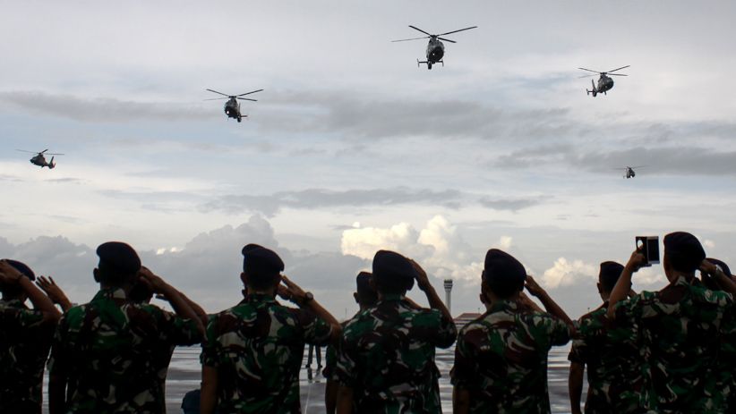 Aksi Helikopter AS 565 MBE Puspenerbal Amankan Perairan Indonesia - Bagian 1