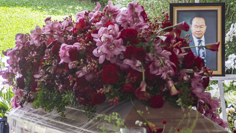 Pemakaman Pendiri Sinar Mas Group Eka Tjipta Widjaja di Karawang - Bagian 2