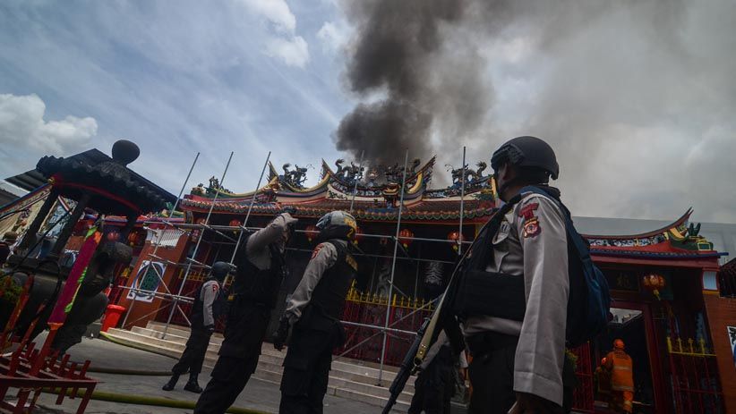 Vihara Terbesar dan Tertua di Bandung Ludes Terbakar - Bagian 2