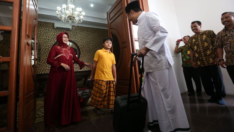 Gus Ipul Berkemas Menuju Pengabdian Baru untuk Masyarakat Jatim - Bagian 2