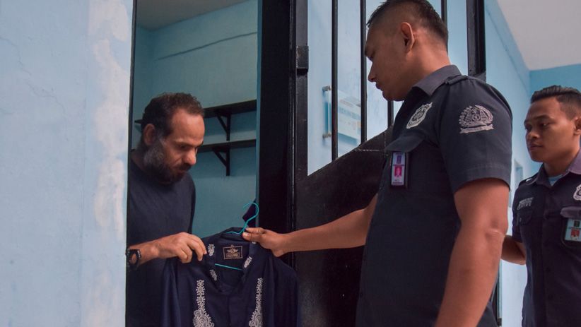 Modal Paspor dan Sehelai Baju, WNA asal Mesir Jadi Pengemis di Pekanbaru