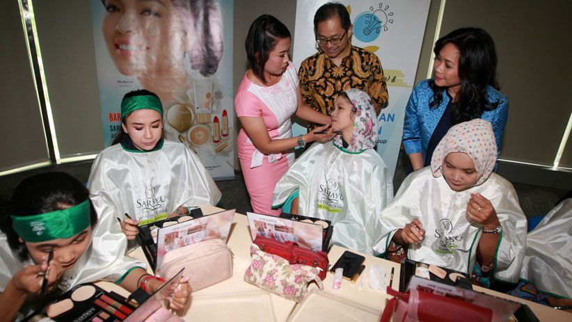 Bluebird dan Martha Tilaar Kolaborasi Dukung Program Pemberdayaan Perempuan - Bagian 1