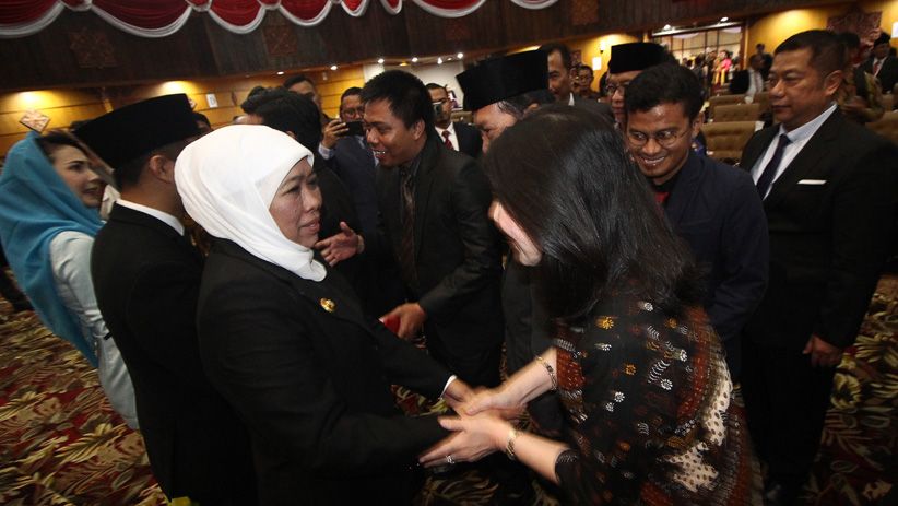 Soekarwo Serahkan Jabatan Gubernur Jatim ke Khofifah Indar Parawansa - Bagian 2