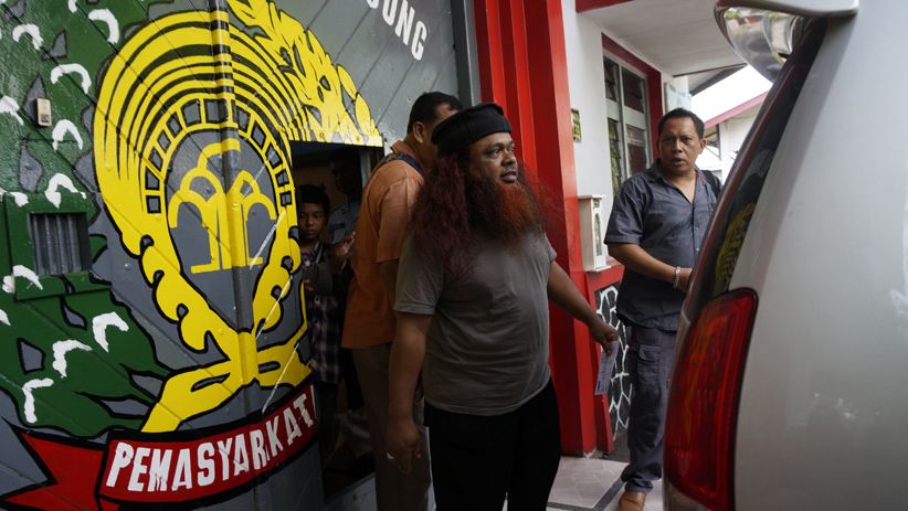 Bebas Murni, Adik Kandung Abu Bakar Baasyir Beri Jempol - Bagian 2