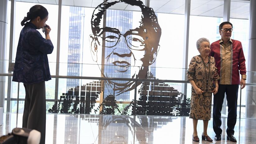 Menara Astra Setinggi 261 Meter Diresmikan - Bagian 1