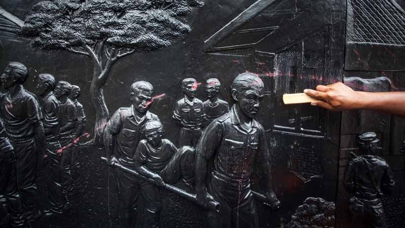 Menyedihkan, Monumen Serangan Umum 1 Maret Jadi Sasaran Vandalisme - Bagian 2