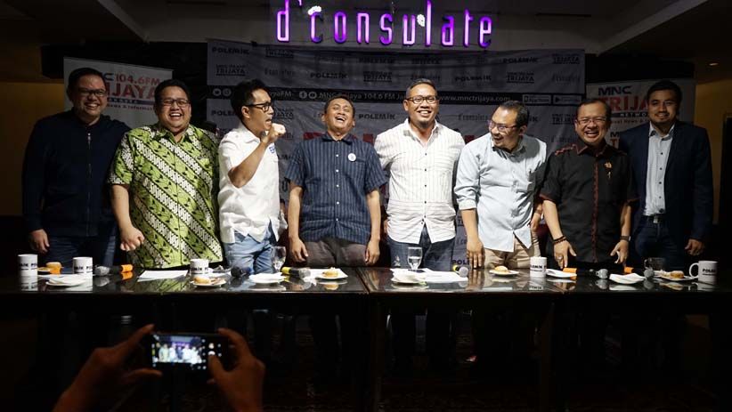 Diskusi Polemik MNC Trijaya FM  