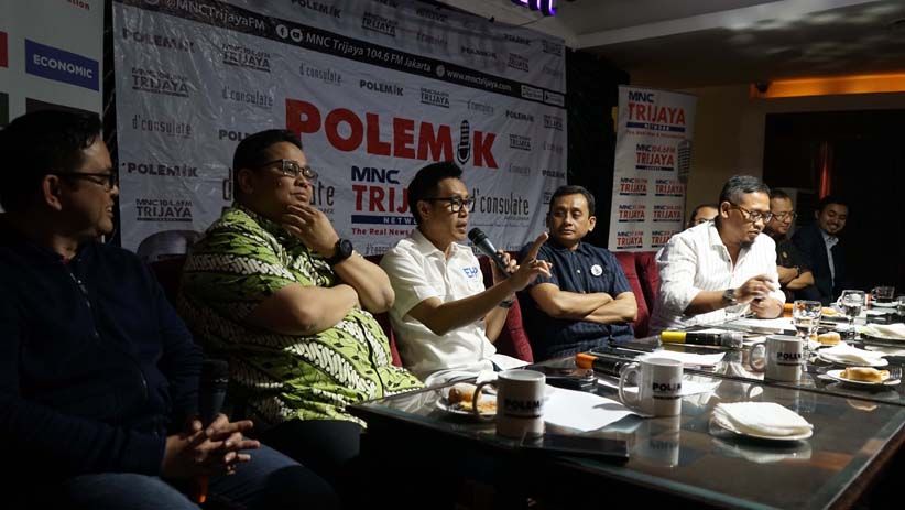 Diskusi Polemik MNC Trijaya FM  