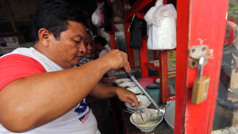 Kunjungi Pasar Rau Serang, HT Lihat Perkembangan UMKM Gerobak Perindo - Bagian 7