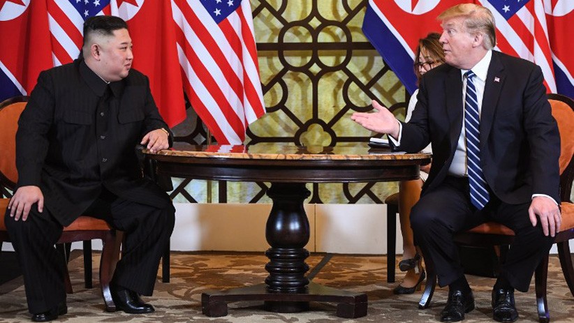 Foto-Foto Pertemuan Kedua Donald Trump dan Kim Jong Un di Vietnam - Bagian 2