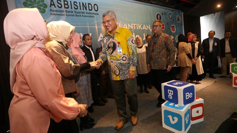 Perbankan Syariah Siap Hadapi Tantangan Era Revolusi Industri 4.0 - Bagian 3