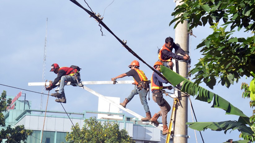 Jalur KRL Anjlok di Kebon Pedes Sudah Bisa Dilalui, Begini Suasananya - Bagian 3