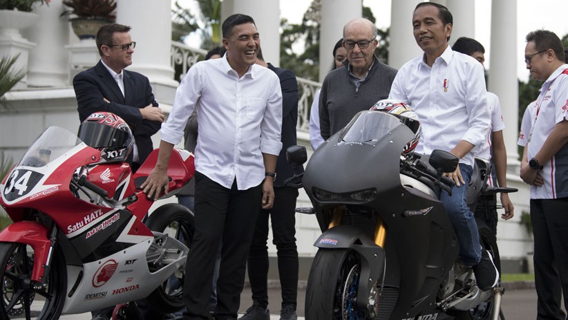 Bertemu CEO Dorna Sport, Presiden Jokowi Jajal Motor Balap - Bagian 2