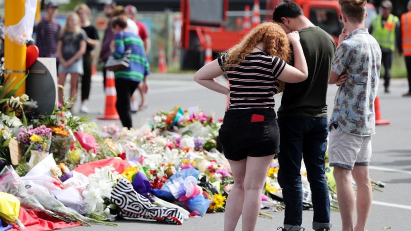 Warga Selandia Baru Beri Penghormatan Korban Teror Masjid Christchurch - Bagian 4