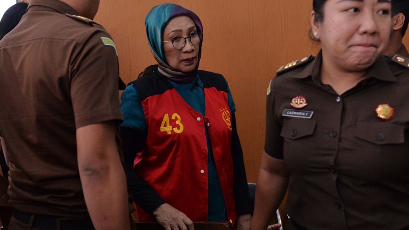 Hakim Tolak Eksepsi, Begini Ekspresi Ratna Sarumpaet - Bagian 3