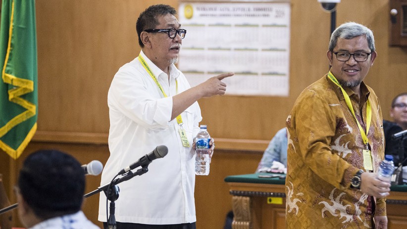 Aher dan Deddy Mizwar Jadi Saksi Sidang Kasus Perizinan Meikarta - Bagian 2