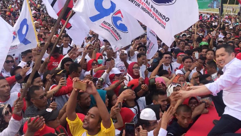 Momen HT Ikuti Kampanye Terbuka Perdana Jokowi  di Serang Banten - Bagian 4