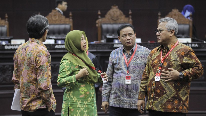 MK Putuskan Penambahan Waktu Penghitungan Suara di TPS Selama 12 Jam - Bagian 2