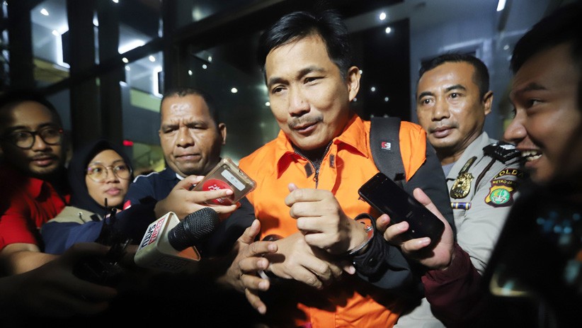 Kena OTT, Politisi Golkar Bowo Sidik Pangarso Ditahan KPK - Bagian 2