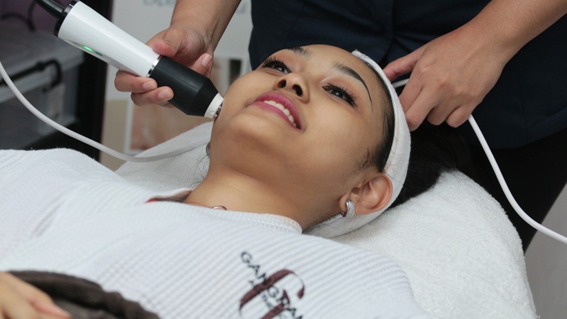 Begini Cara Miss Indonesia 2019 Menjalani Perawatan Kecantikan - Bagian 3