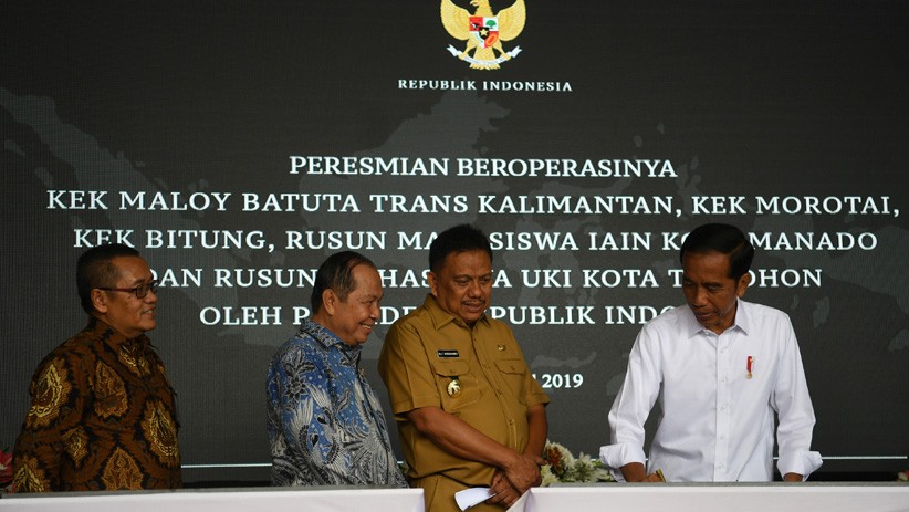 Presiden Jokowi Resmikan 3 Kawasan Ekonomi Khusus di Sulawesi Utara - Bagian 1