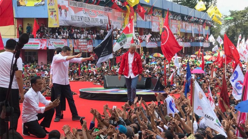 HT dan Liliana Tanaja Dampingi Jokowi Kampanye Terbuka di Banyumas - Bagian 2