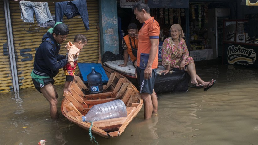 Permukiman di Bandung Selatan Terendam Banjir, Ratusan Warga Mengungsi - Bagian 2