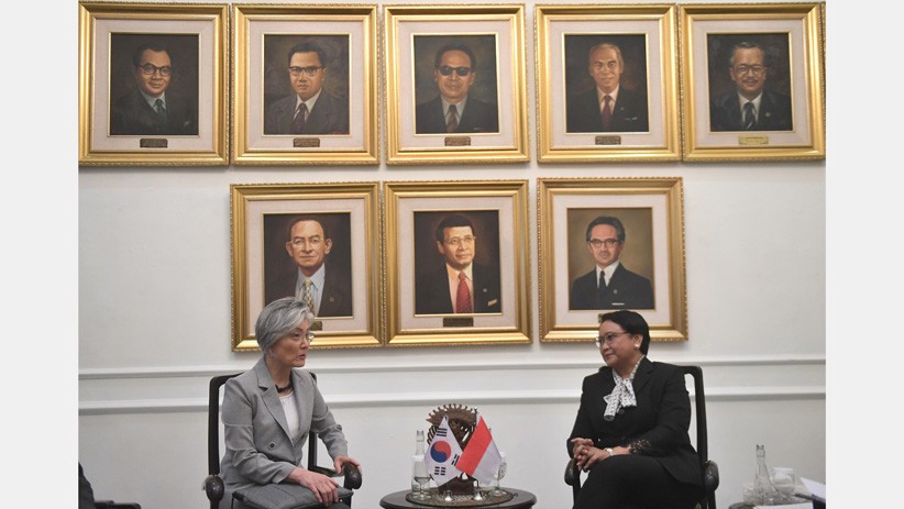 Menlu RI-Korsel Gelar Pertemuan Bahas Kerja Sama Ekonomi - Bagian 2