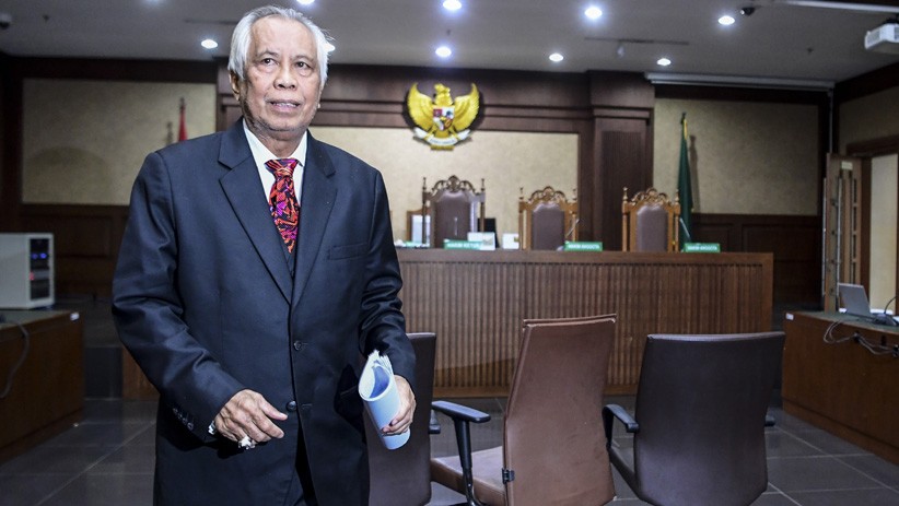 Minta Keringanan Hukuman, OC Kaligis Ajukan PK Kedua - Bagian 1