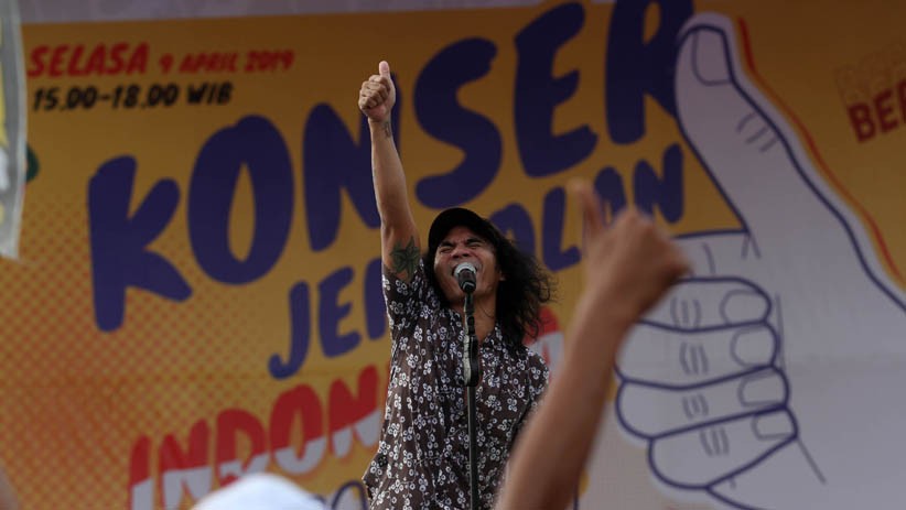 Kampanye Dukung 01 di Padang, Slank Ajak Masyarakat Tidak Golput - Bagian 1