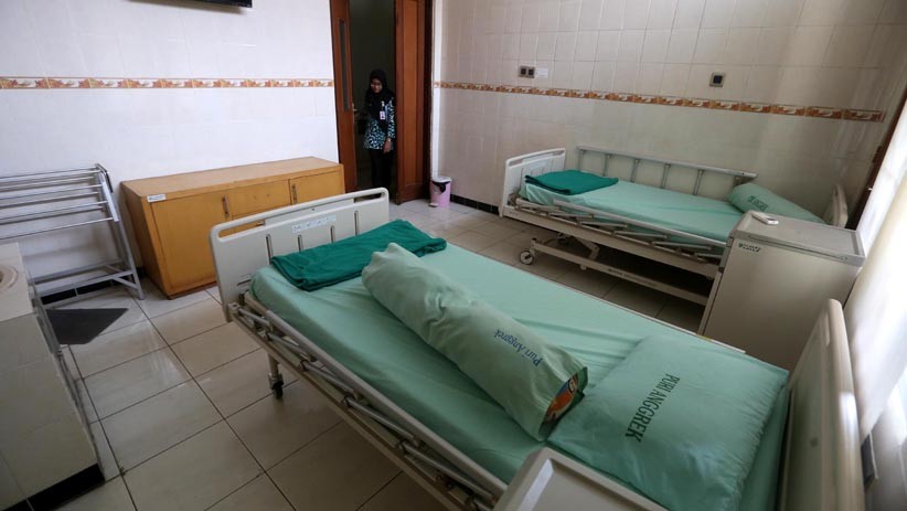 Rumah Sakit Jiwa Menur Surabaya Siap Tampung Caleg Gagal - Bagian 2