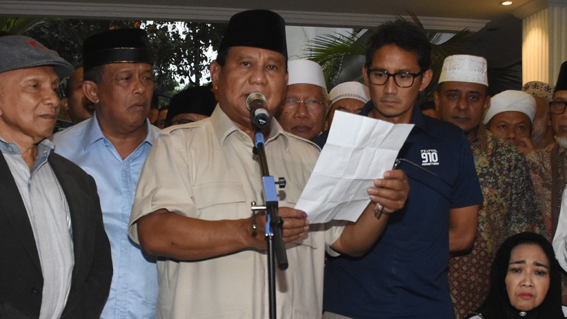 Ekspresi Sandiaga Uno saat Prabowo Deklarasi Kemenangan 62 Persen - Bagian 5