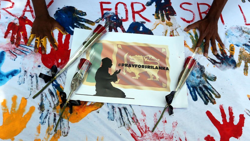 Aksi Solidaritas Mahasiswa Surabaya untuk Korban Teror Sri Lanka - Bagian 4