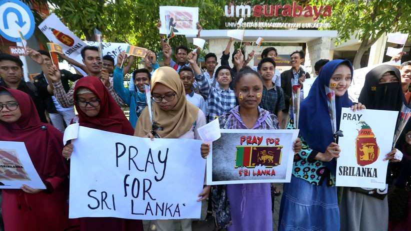 Aksi Solidaritas Mahasiswa Surabaya untuk Korban Teror Sri Lanka - Bagian 3