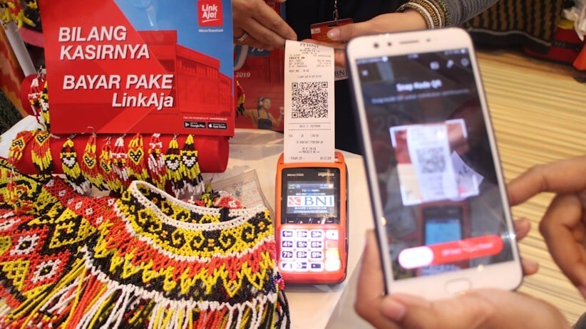 BNI Emerald Dukung Koleksi Busana Anne Avantie di Ajang Inacraft 2019 - Bagian 5