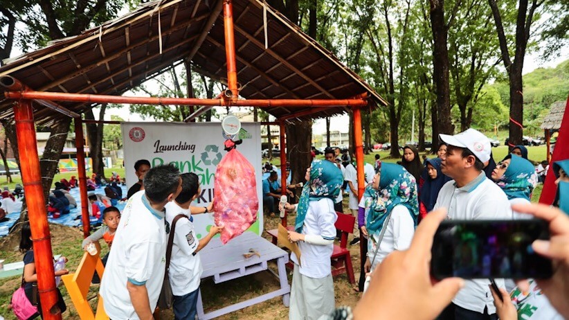 Semen Indonesia Gelar Community Day: #MembangunLingkungan - Bagian 6