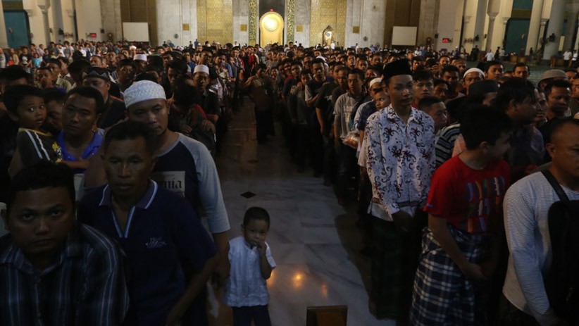 Masjid Al Akbar Sediakan 2.500 Paket Nasi untuk Buka Puasa Selama Ramadan