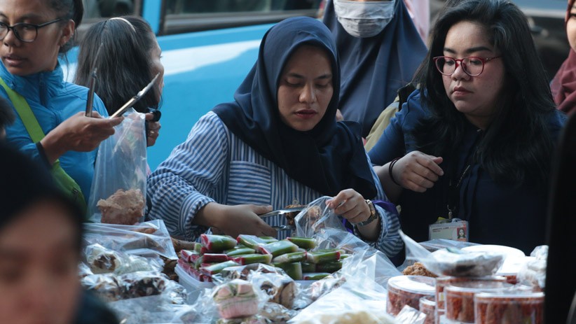 Berburu Aneka Takjil di Pasar Benhil - Bagian 4